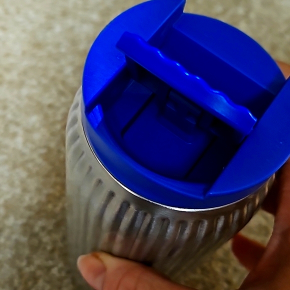 Starbucks bottle - Picture 2 of 5